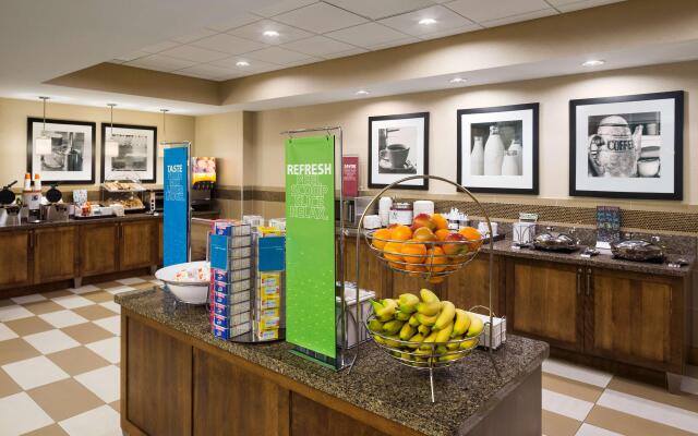 Hampton Inn & Suites Clayton/St. Louis-Galleria Area