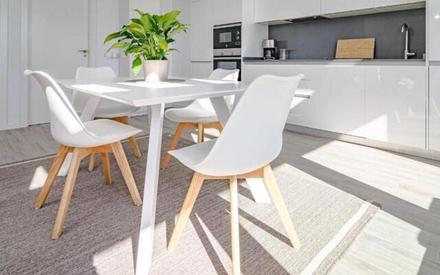 LM62A- Modern family apartment close to beach