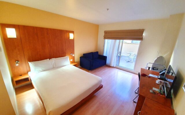 Holiday Inn Dandenong by IHG