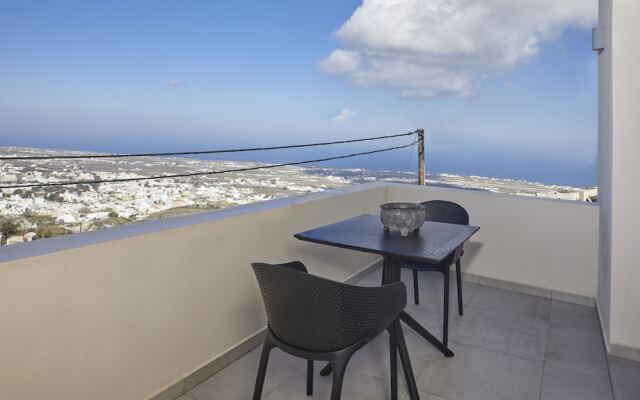 Mayu Suites