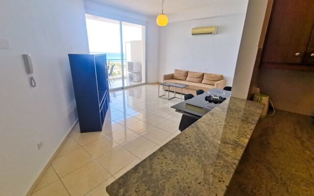 Paradise Palms Seaview Apartment