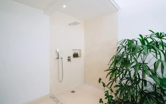 Villa L at Seseh