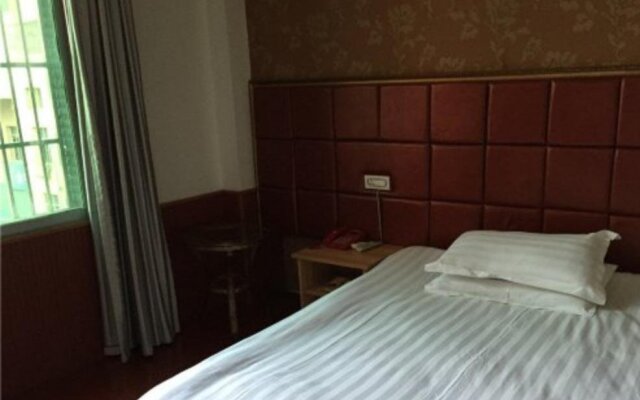 Junyi Business Inn