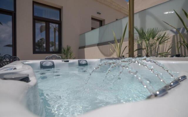 Omma Suites