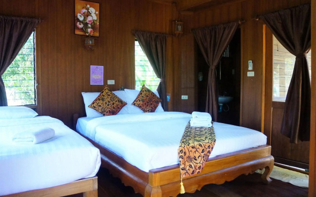 Pai Treehouse Resort