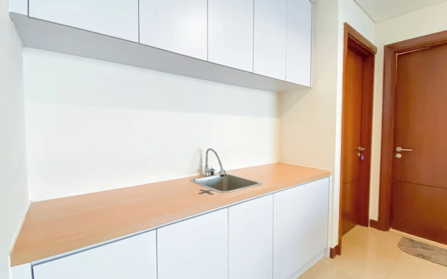 Spacious 2Br Apartment With Private Lift At The Kencana Residence