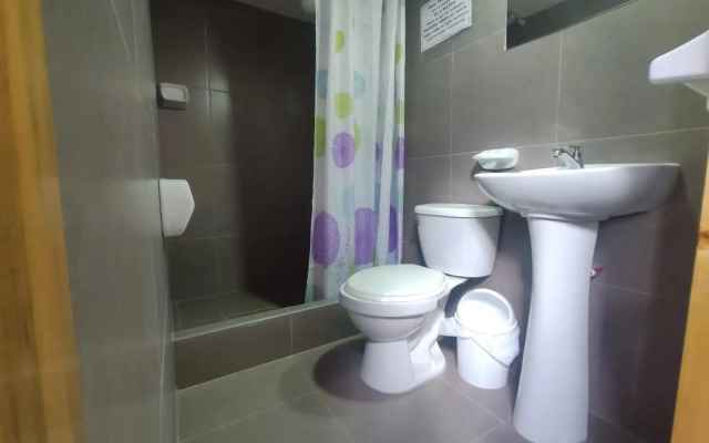 FRANKFURTER HOF FAMILIAR Oxapampa