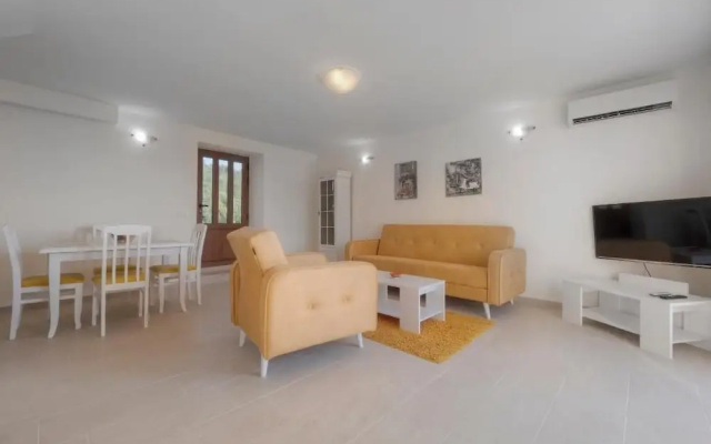 Amfora Family Apartments Rezevici