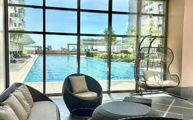 Manila Bay View - 1BR with balcony