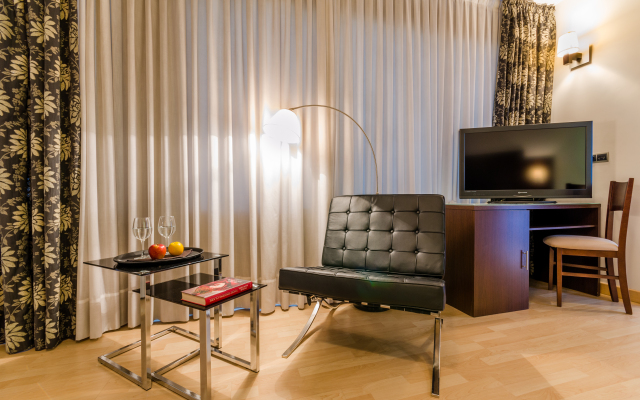 Hotel YIT Conquista de Granada