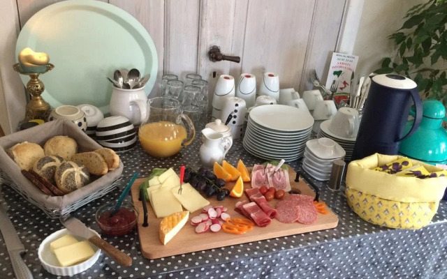 Svalegaarden Guesthouse