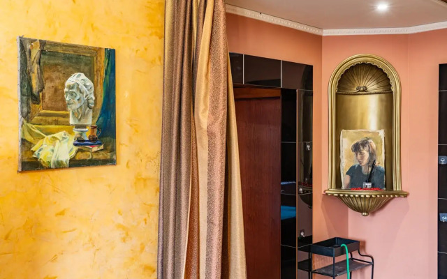 Апартаменты на Верхние Поля 35/2