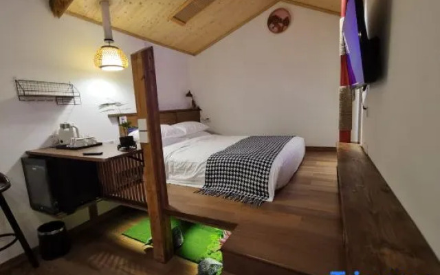 Ruo Ri Wang Lou B&B（Shanghai Zhujiajiao Ancient Town Store）