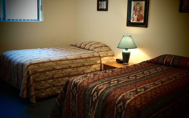 Whale's Tail Guest Suites