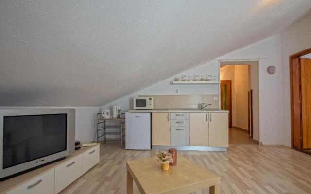 Apartments Sabina - 100m from sea