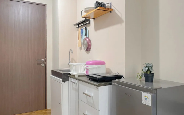 Relaxing Studio Apartment At Transpark Juanda Bekasi Timur
