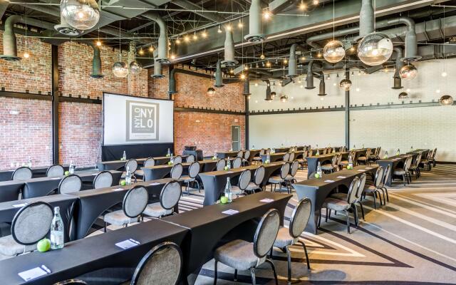 NYLO Las Colinas Hotel, Tapestry Collection by Hilton