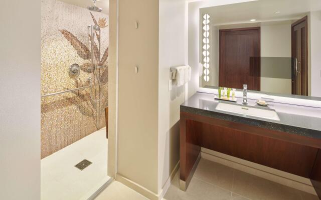 Hilton Grand Vacations Club Hokulani Waikiki Honolulu