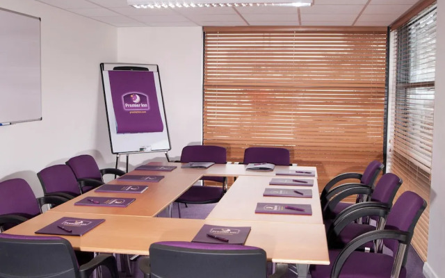 Premier Inn Glasgow Newton Mearns - M77 J4