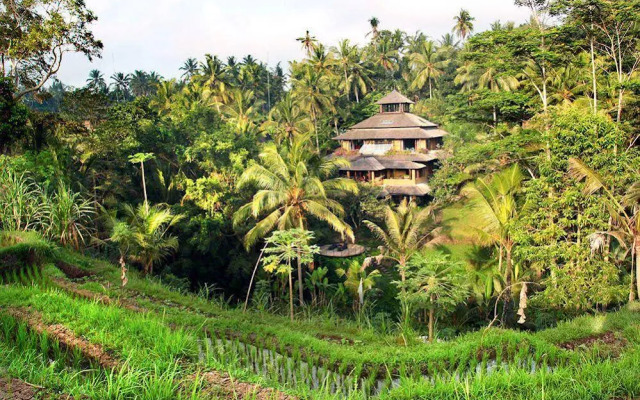 Pelangi Estate