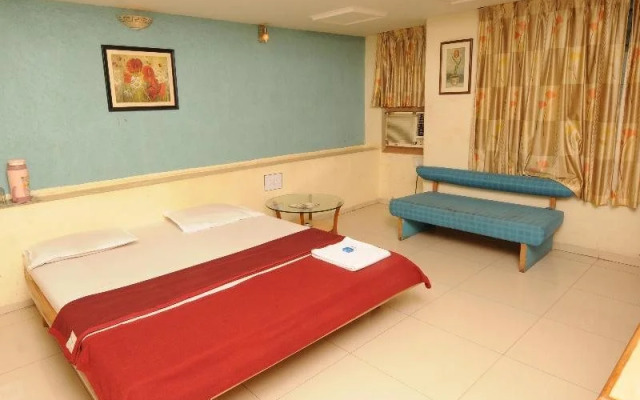 Hotel Neelkanth Sahara