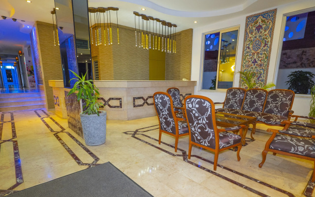Kleopatra Celine Hotel