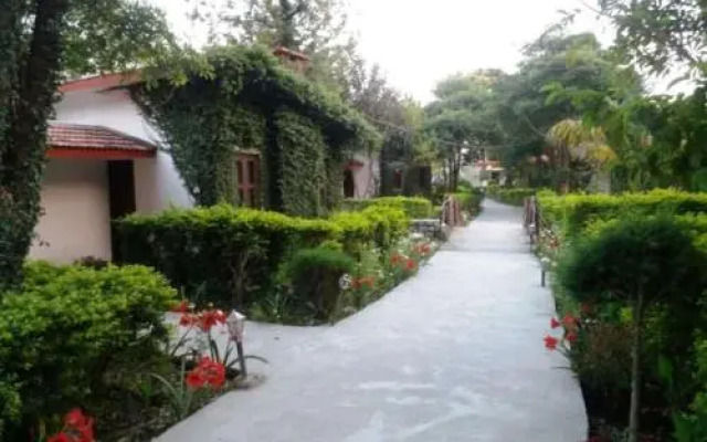 Corbett Roop Resort