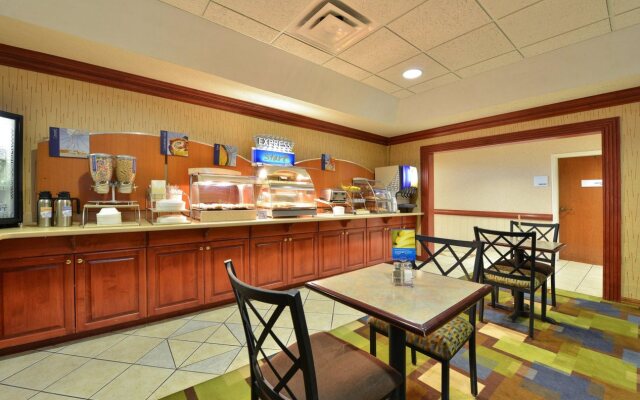 Holiday Inn Express Campbellsville by IHG