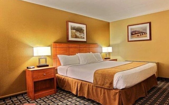 Quality Inn Thief River Falls