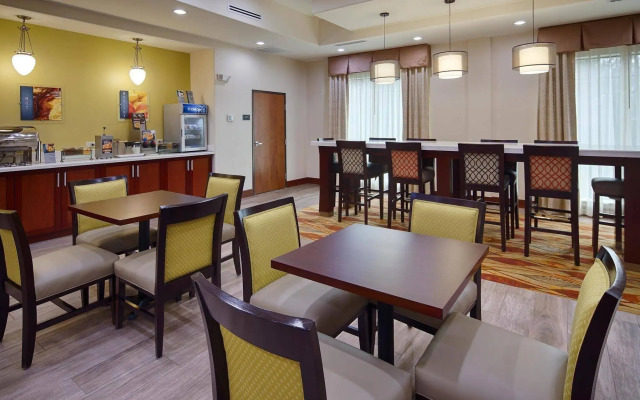 Best Western Plus Spring Inn & Suites