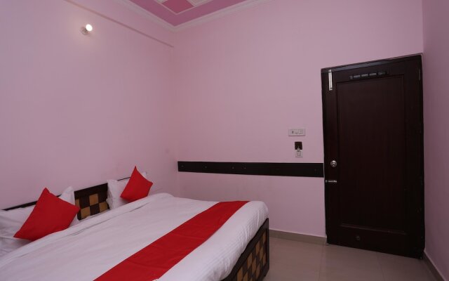 Hotel Star by OYO Rooms