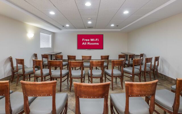 Red Roof Inn Hartford - New Britain