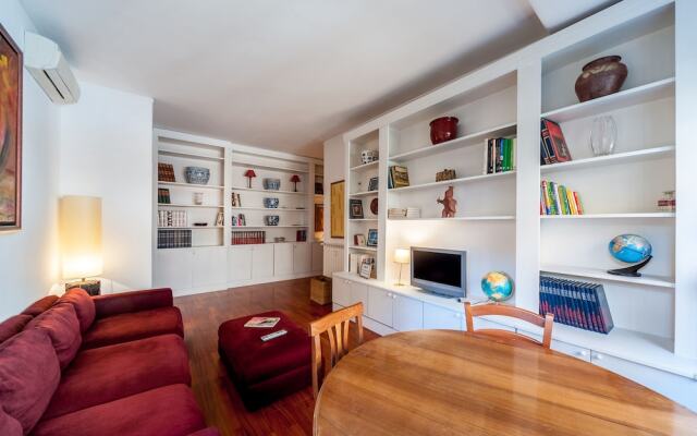 Interno 9 a San Pietro
