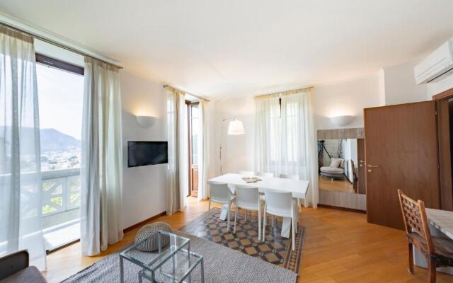 La Villa Suites - by MyHomeInComo