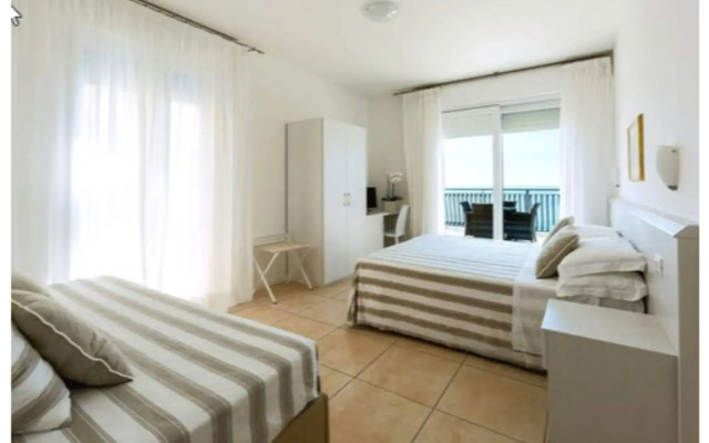 Hotel Plaza Esplanade
