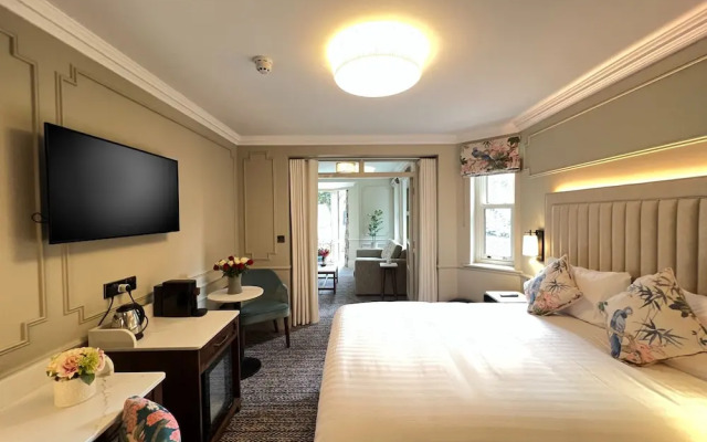 Waterloo Townhouse & Suites