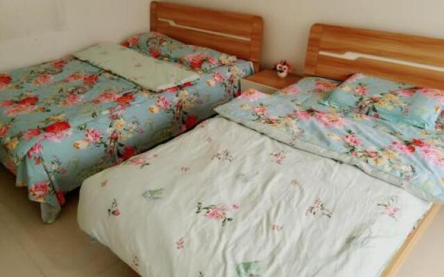 GuBei Watertown Hostel