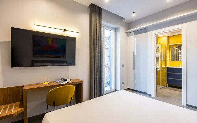 Pop House in the Heart of Sanit