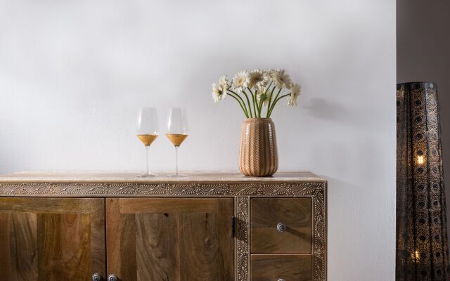 White & Co. Exclusive Island Villas