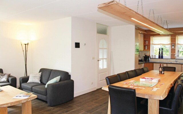 Amazing Home in Lunteren With 6 Bedrooms, Sauna and Wifi