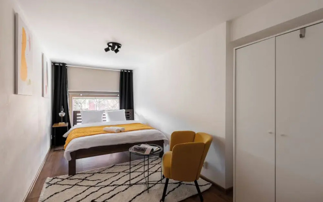 Luxury 5-bedrooms apart in Prague
