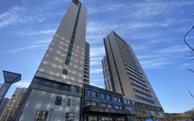 Orange Hotel (Changchun Railway Station Wanda Plaza)