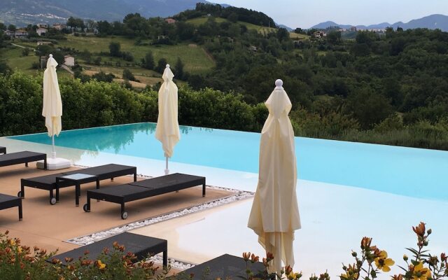 Relais Colle Buono