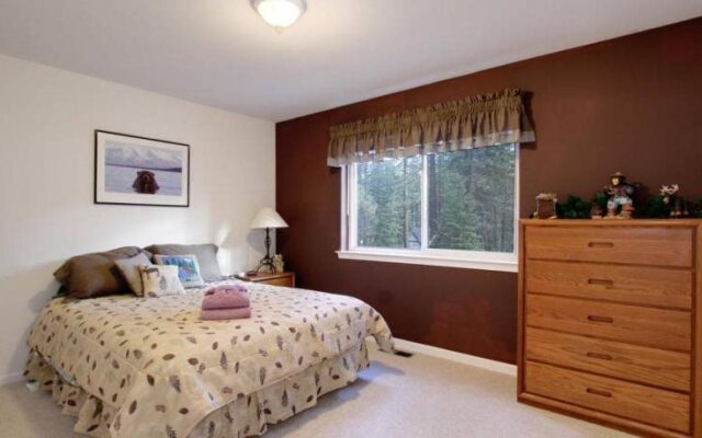 Kamp Koyukon by RedAwning