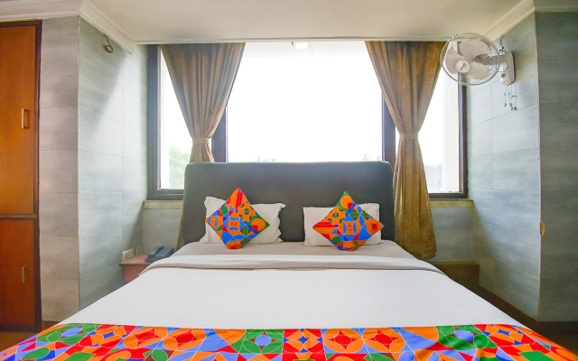 FabExpress Raj Palace