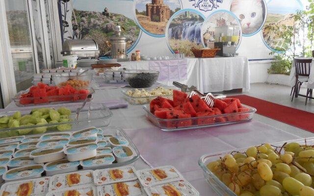 Buyuk Asur Oteli