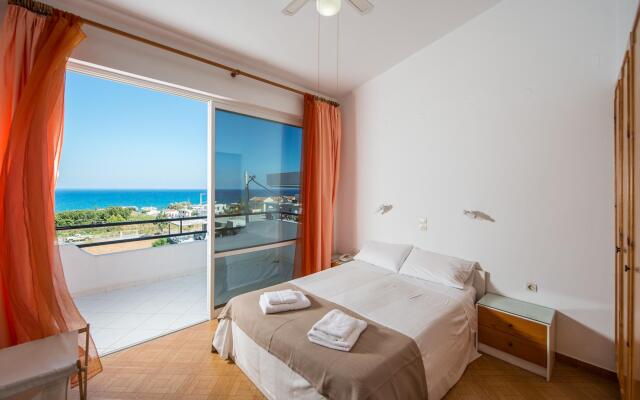 Rouladina Apt 5 in Stalos