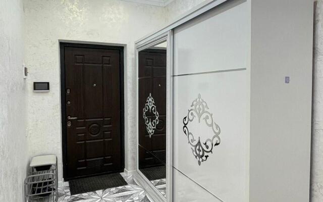 Apartments on Makhambet Utemisov street 125B