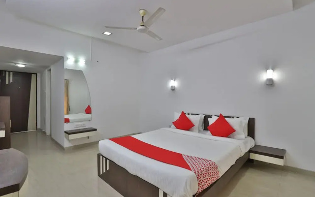 OYO 42415 Utkarsh Hotel