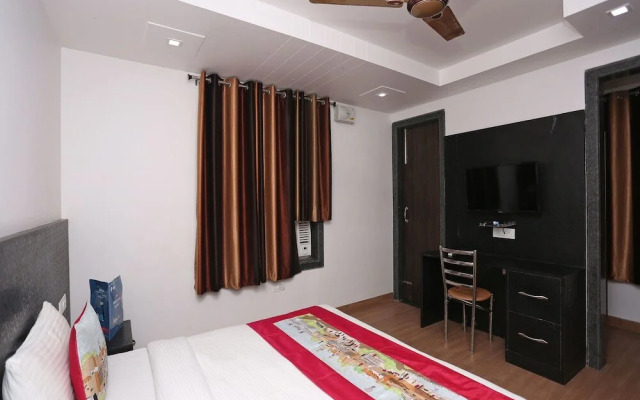 The Curtis By OYO Rooms